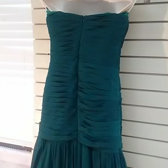 Long green formal dress - Picture 5 of 7